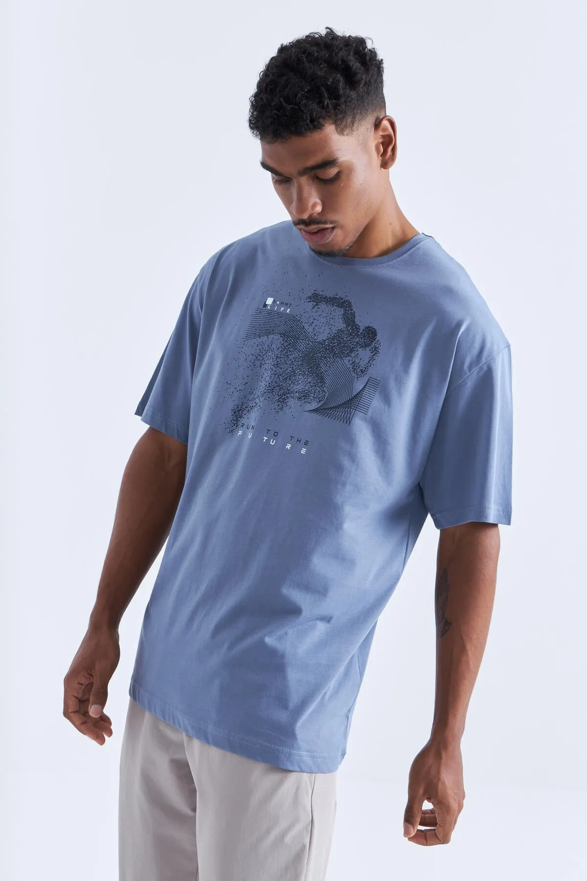 baski detayli o yaka erkek oversize t-shirt - 88093