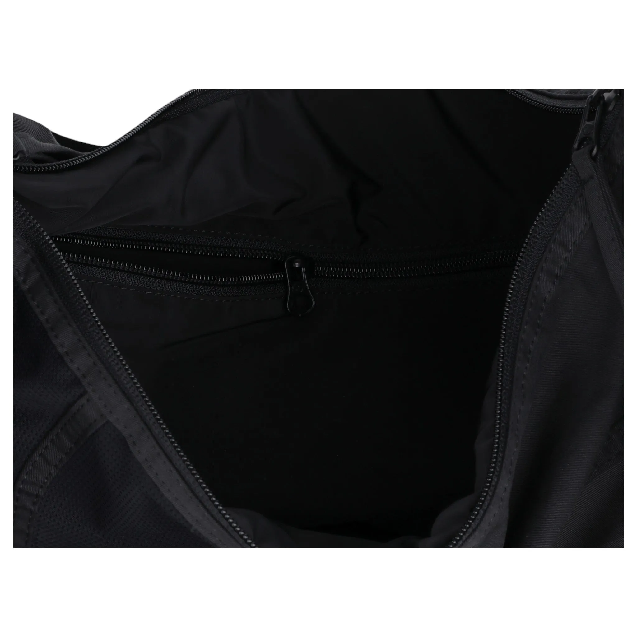 CROSS BODY BAG / BLACK