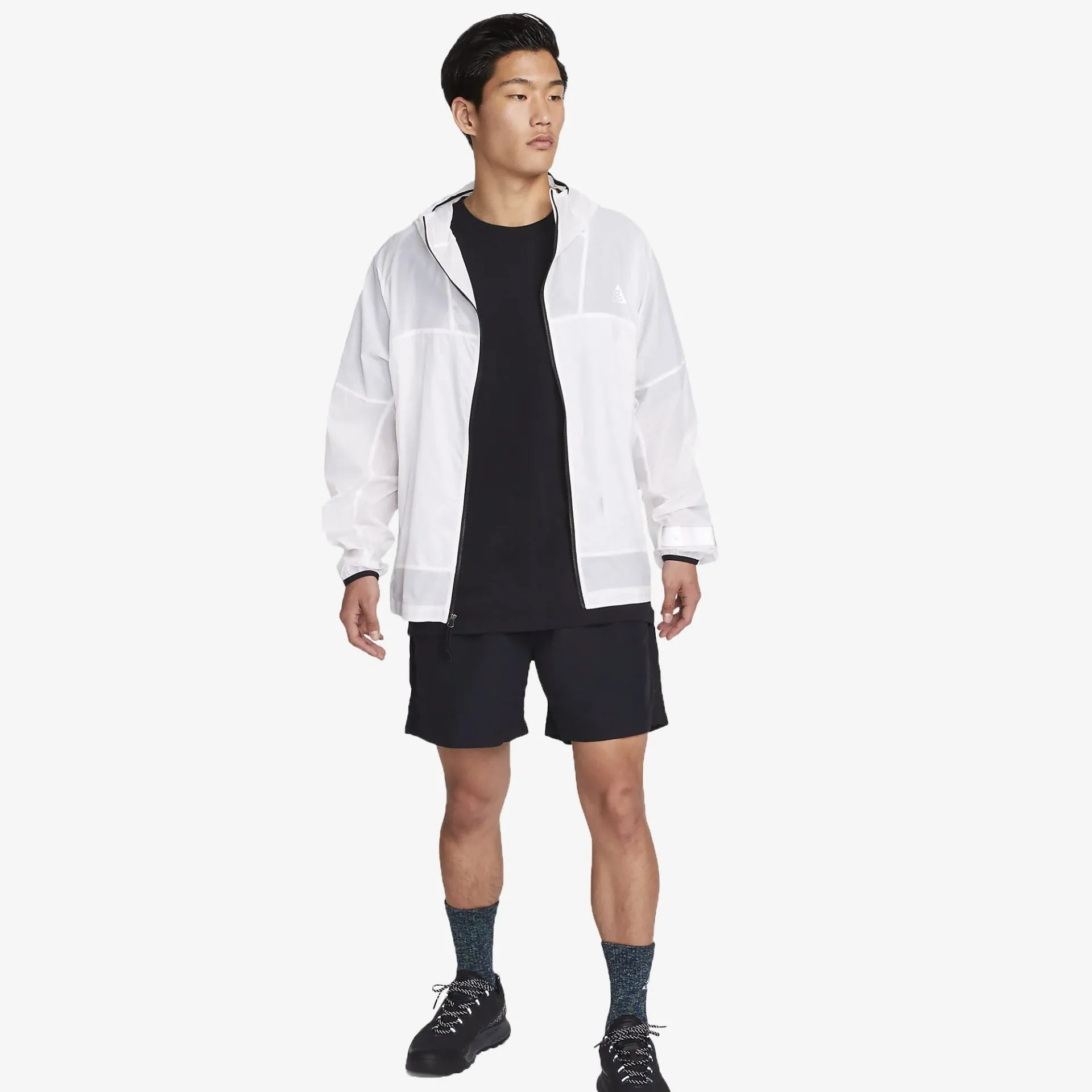Nike | ACG TRAIL SHORTS  { BLACK / DARK SMOKE GREY